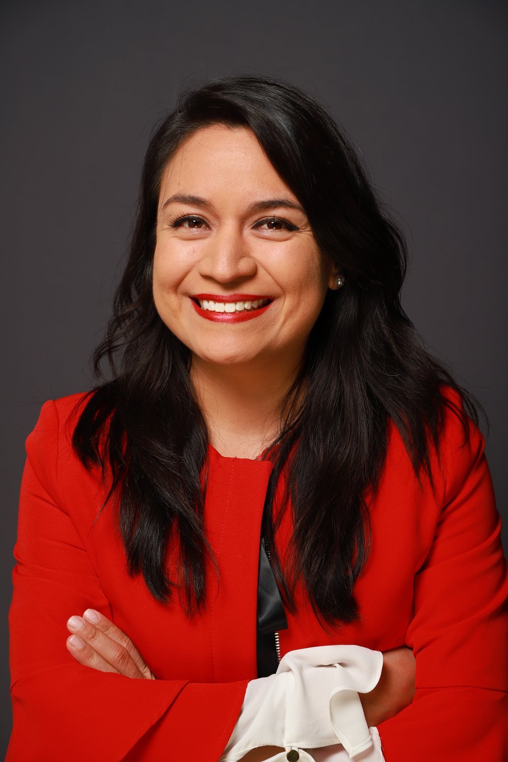 Retrato de Barjouth Aguilar, ejecutiva global en sostenibilidad, liderazgo y transformación